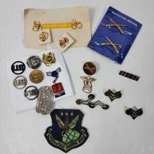 Vintage Militaria Military & Political Pin LOT Reseller Lot Collector Lot